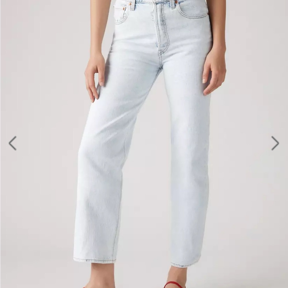 Levi's Women's Ribcage Straight  Light Blue Jeans (ojai shore)